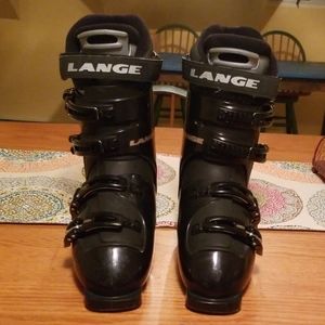Womens size 9 ski boots